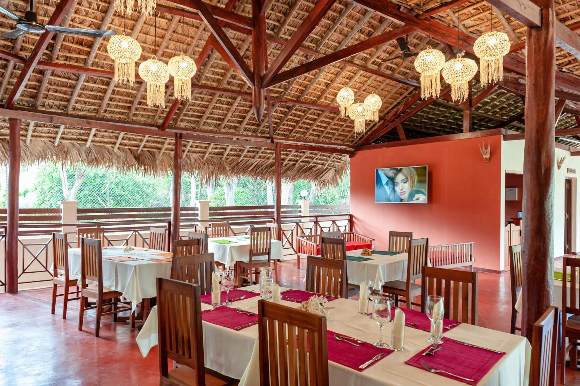 Blue Sky Resort Nosy Be Exterior photo